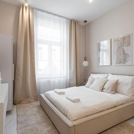 W35- Boutique Apartments, Best Location By Bqa ブダペスト エクステリア 写真